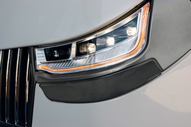 Carthago Full-LED-Frontscheinwerfer