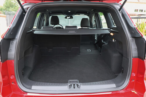 Grosszügig: Durch Umklappen der Rücksitzlehne steigt das Ladevolumen auf bis zu 1653 Liter.