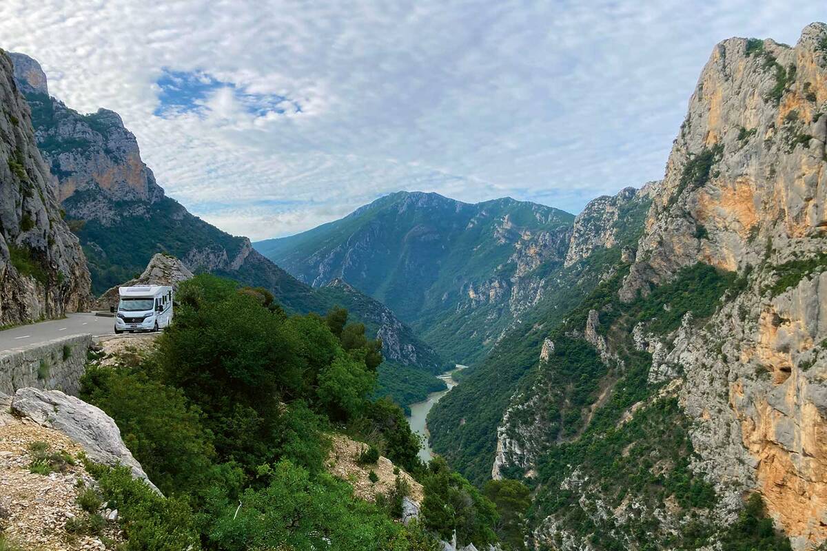 Les trajets sont synonymes de plaisir à l’état pur. Par chance, il y a toujours des occasions de s’arrêter et de randonner.