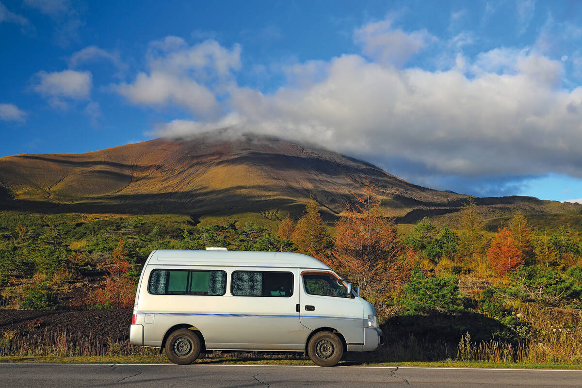 Ce ne sont que des nuages qui nous donnent l’impression que le volcan Norikura est en activité, mais il pourrait le redevenir.