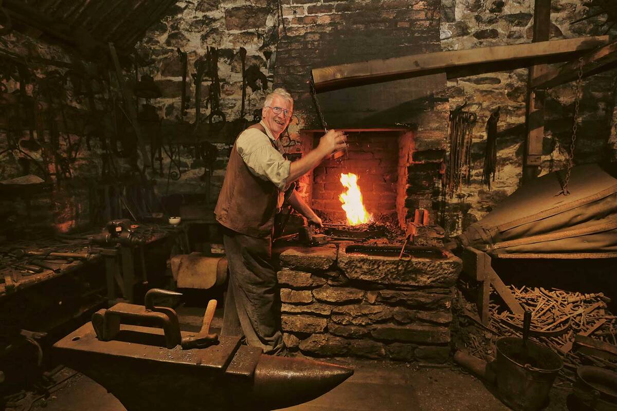 La forge de Mellon House fonctionne comme autrefois.