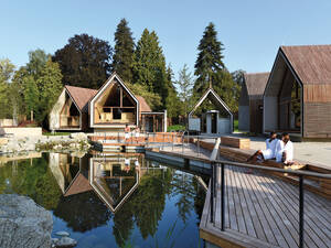 Die Therme von Bad Waldsee in Biberach bietet Erholung pur im Aussenbereich mit Sauna.