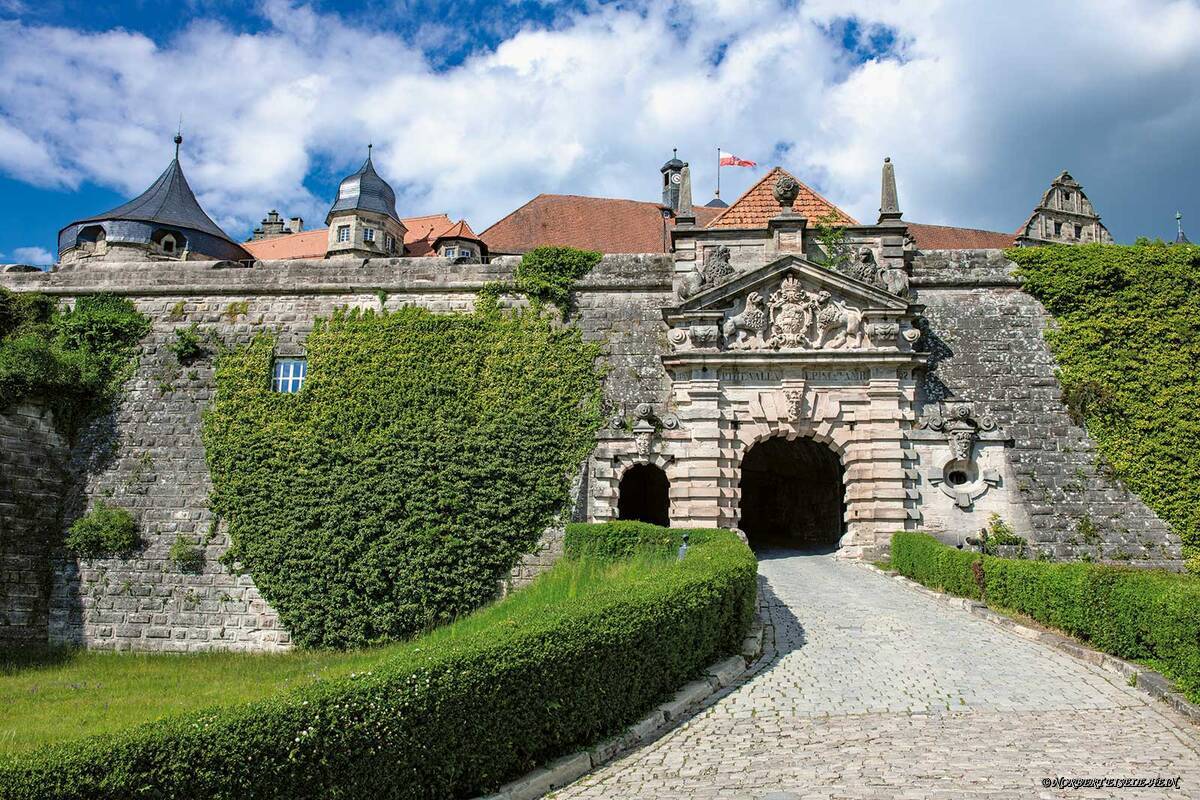 Die Festung Rosenberg oberhalb Kronachs gilt mit 23,6 Hektaren Grösse als eine der grössten und besterhaltenen Befestigungsanlagen Deutschlands.