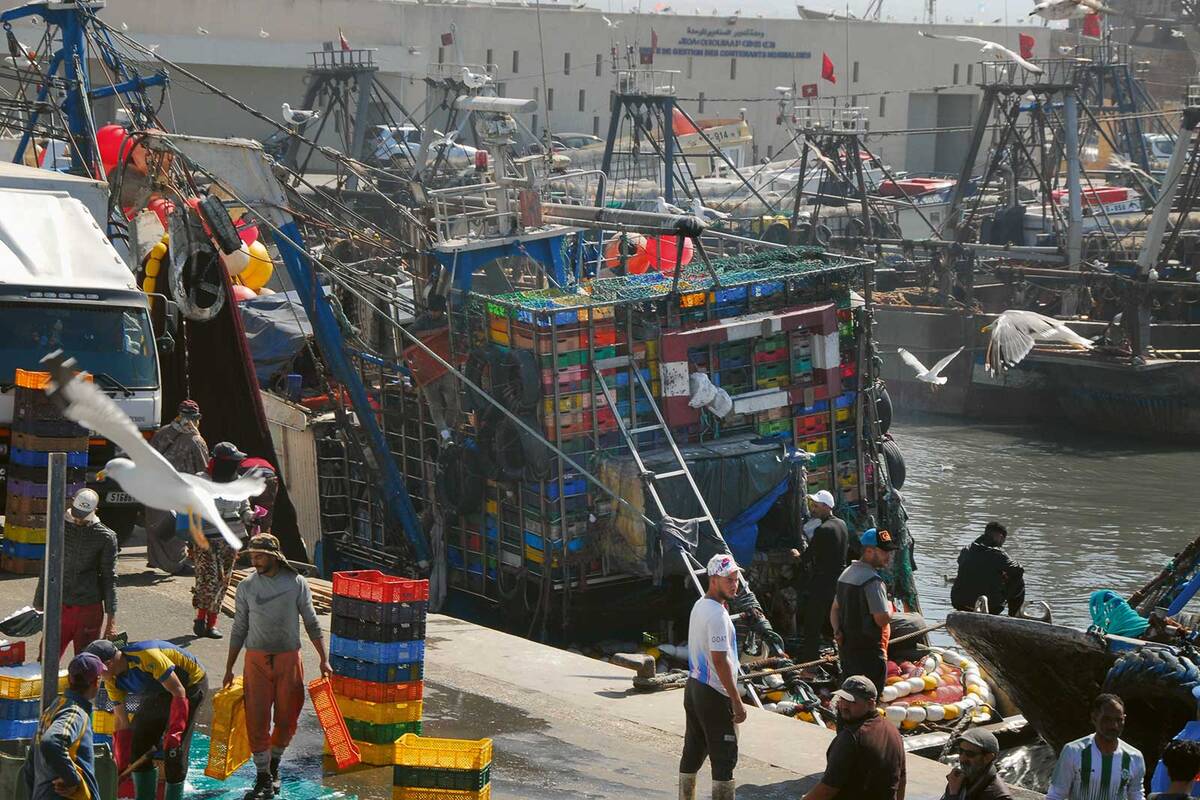 Le port de pêche d’Essaouira – une vie animée sur la côte atlantique.