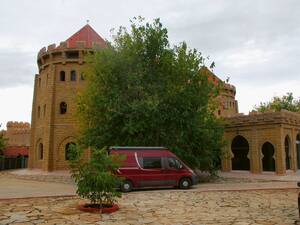 Un beau camping à Azrou – camper dans le luxe en pleine nature.