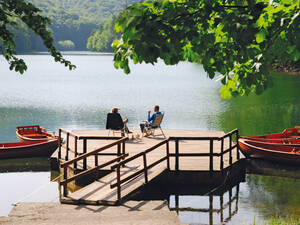 Le lac glaciaire de Biograd – Biogradsko Jezero – se situe à une altitude de 1094 mètres dans le parc national de Biogradska Gora, au bout de la principale voie d’accès.