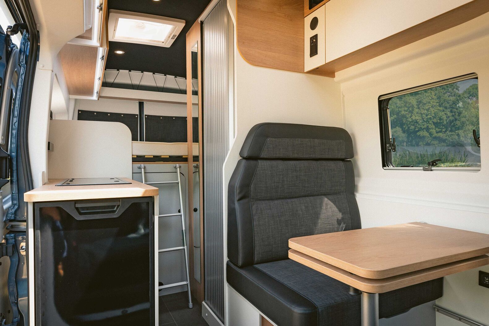 Pilote Atlas A603 G Innenraum